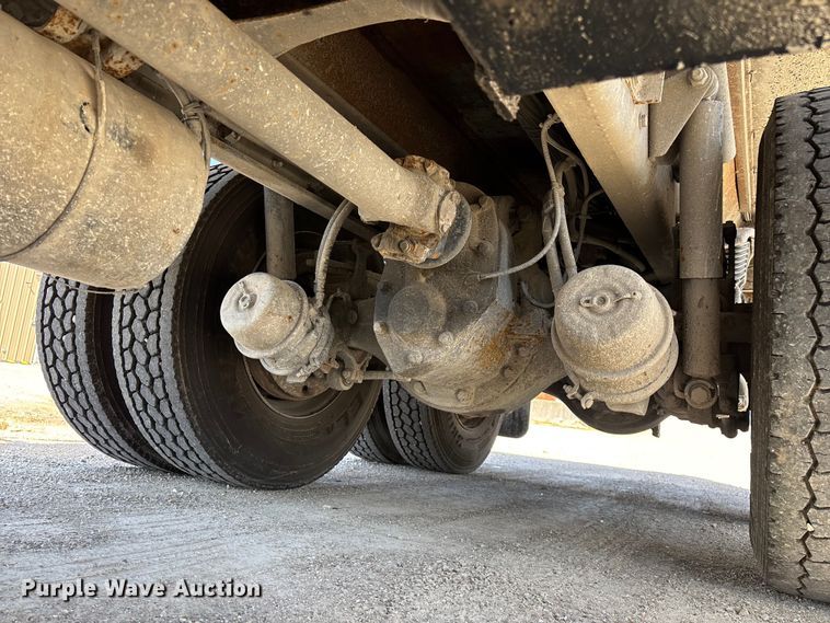 image for item DY0406 2014 Western Star 4700 SB dump truck