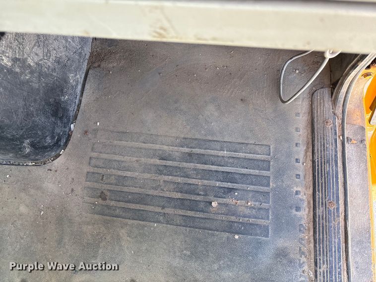 image for item DY0406 2014 Western Star 4700 SB dump truck