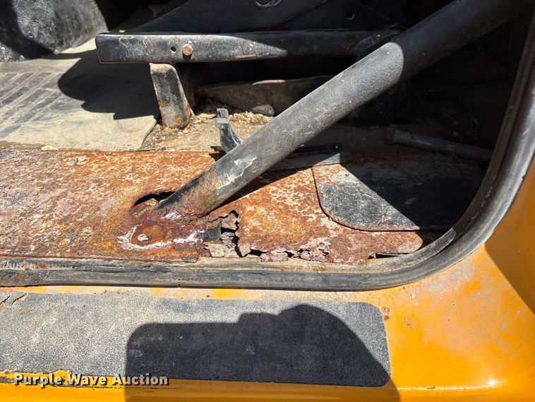 image for item DY0406 2014 Western Star 4700 SB dump truck