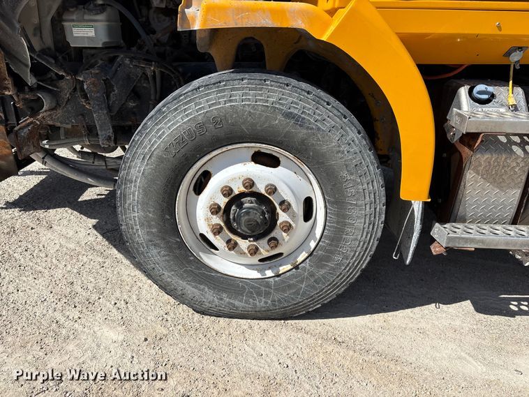 image for item DY0406 2014 Western Star 4700 SB dump truck
