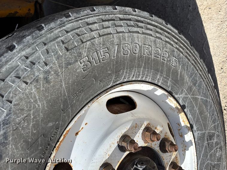 image for item DY0406 2014 Western Star 4700 SB dump truck