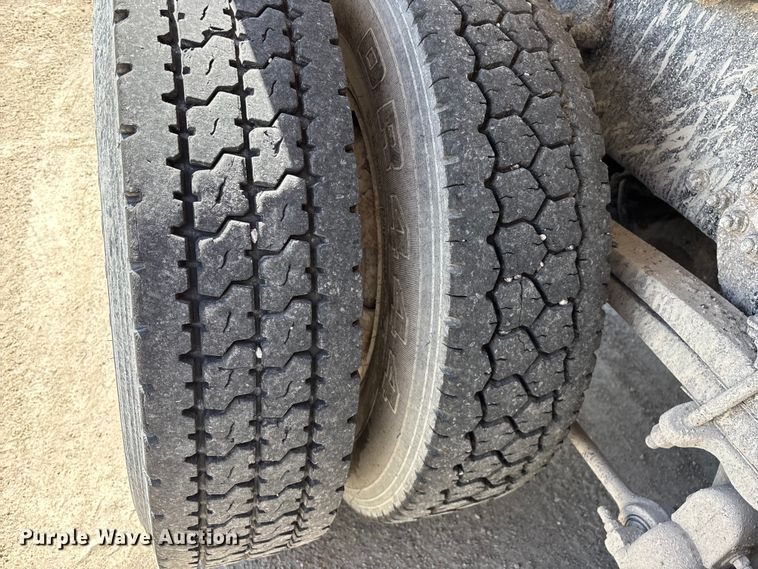 image for item DY0406 2014 Western Star 4700 SB dump truck