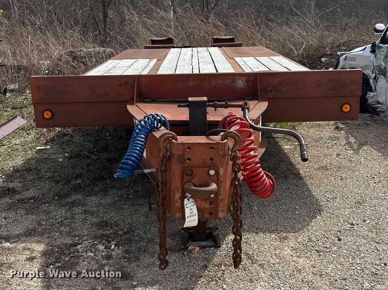 image for item DY0411 1995 Talbert equipment trailer