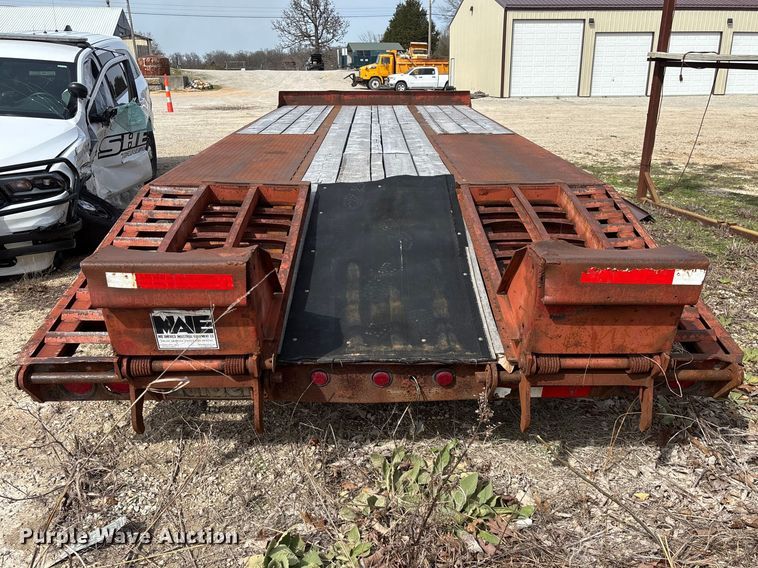 image for item DY0411 1995 Talbert equipment trailer