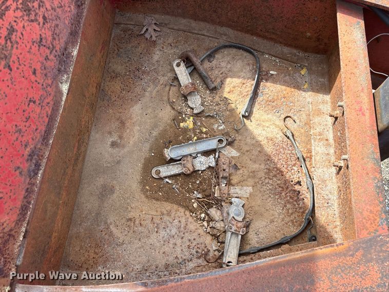 image for item DY0411 1995 Talbert equipment trailer