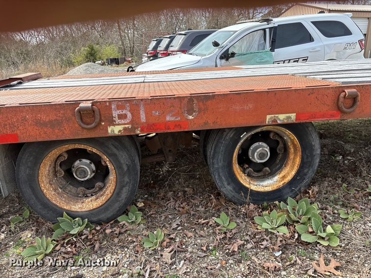 image for item DY0411 1995 Talbert equipment trailer