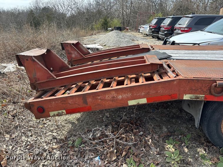 image for item DY0411 1995 Talbert equipment trailer