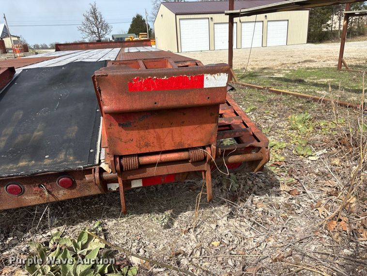 image for item DY0411 1995 Talbert equipment trailer