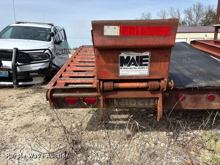 image for item DY0411 1995 Talbert equipment trailer