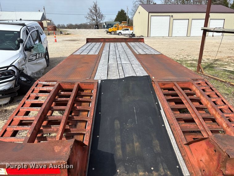 image for item DY0411 1995 Talbert equipment trailer