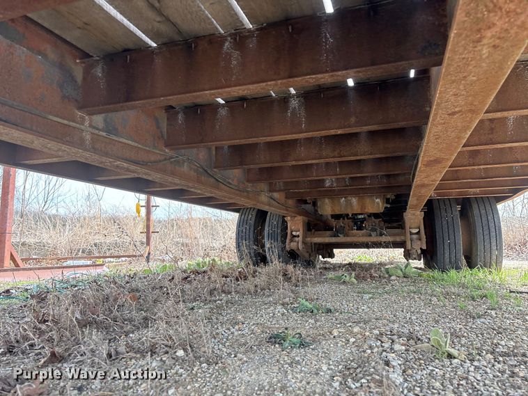 image for item DY0411 1995 Talbert equipment trailer