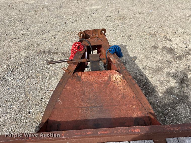image for item DY0411 1995 Talbert equipment trailer