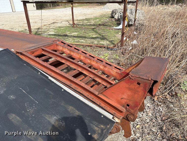 image for item DY0411 1995 Talbert equipment trailer