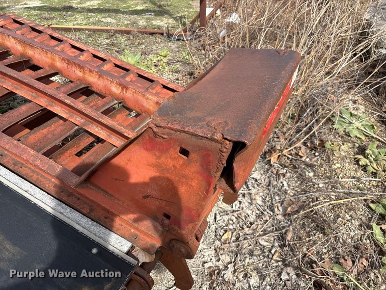 image for item DY0411 1995 Talbert equipment trailer