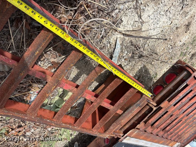 image for item DY0411 1995 Talbert equipment trailer