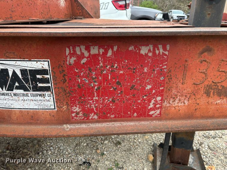 image for item DY0411 1995 Talbert equipment trailer