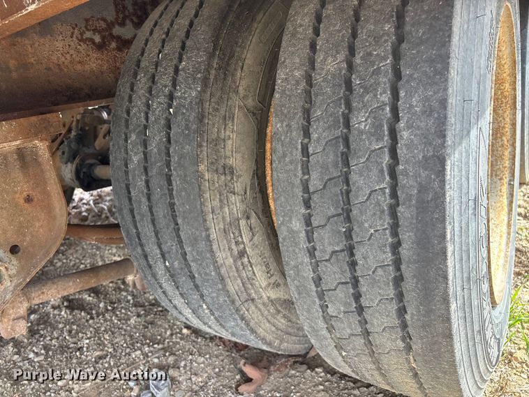 image for item DY0411 1995 Talbert equipment trailer