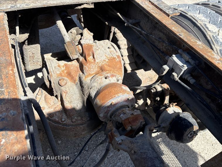 image for item DY0425 1986 Mack RW753 semi truck