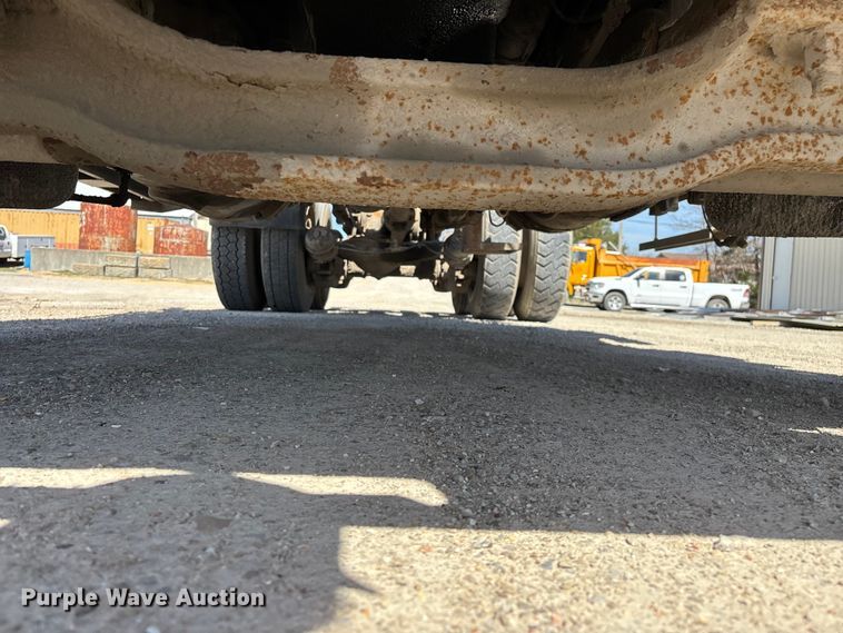 image for item DY0425 1986 Mack RW753 semi truck