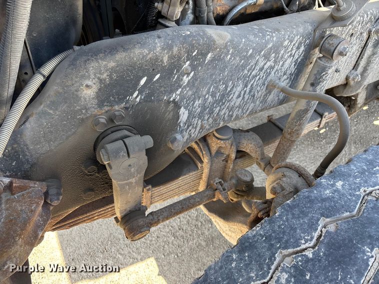 image for item DY0425 1986 Mack RW753 semi truck