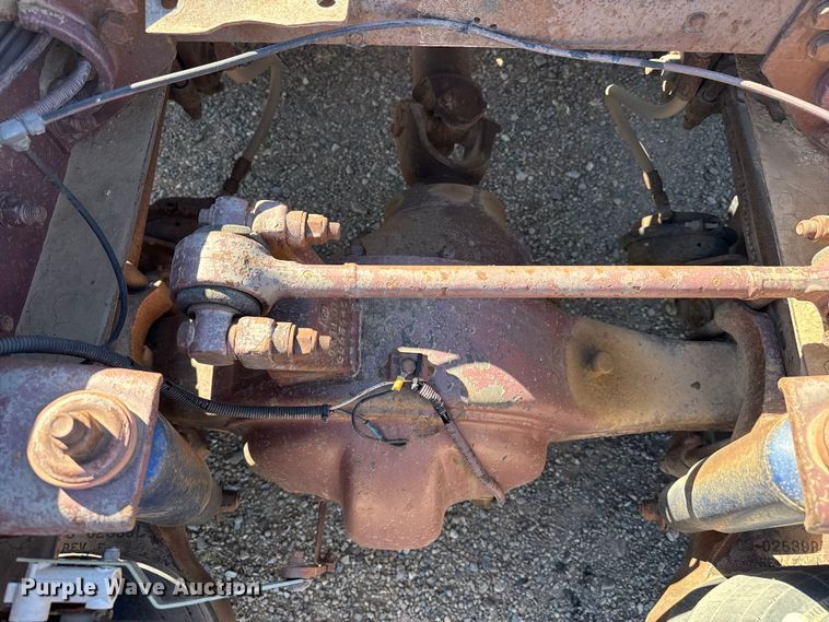 image for item DZ5324 1991 Peterbilt 379 semi truck