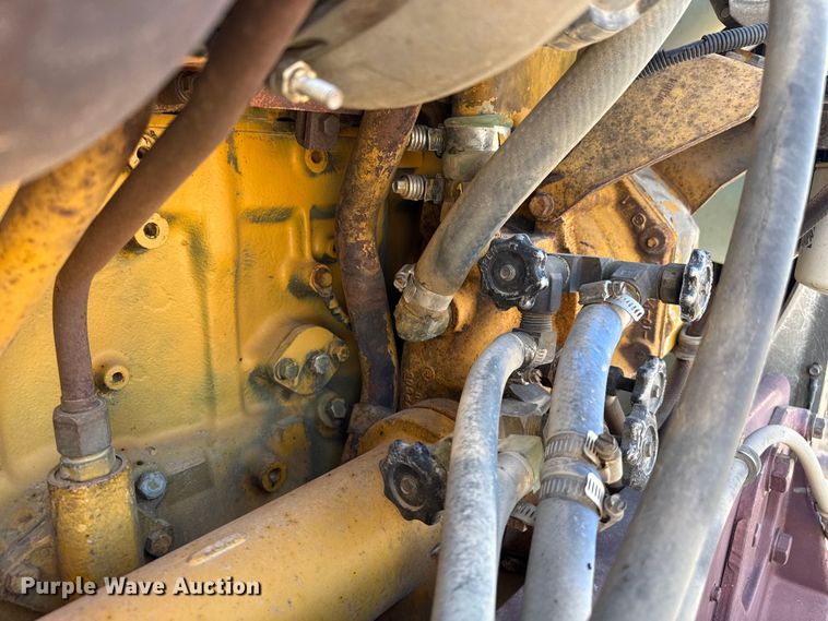 image for item DZ5324 1991 Peterbilt 379 semi truck