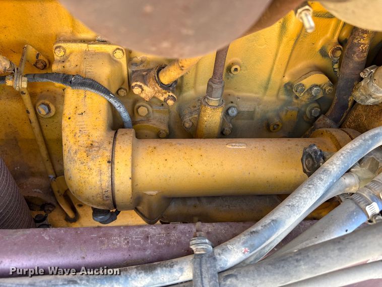 image for item DZ5324 1991 Peterbilt 379 semi truck