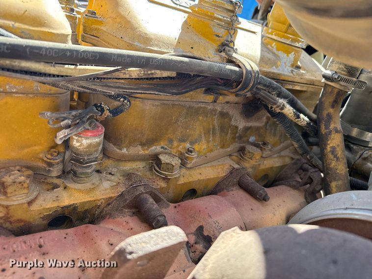 image for item DZ5324 1991 Peterbilt 379 semi truck