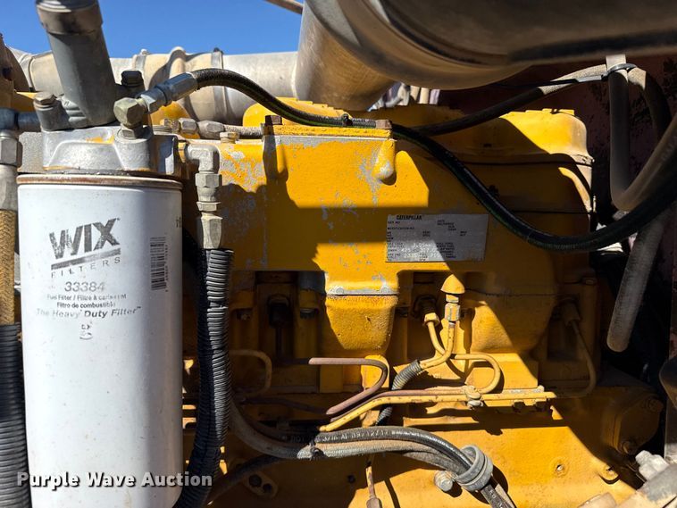 image for item DZ5324 1991 Peterbilt 379 semi truck