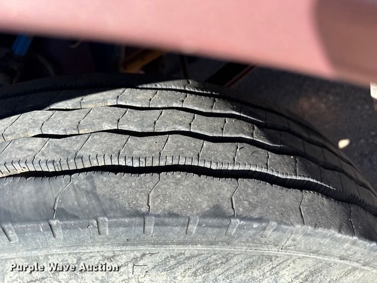 image for item DZ5324 1991 Peterbilt 379 semi truck