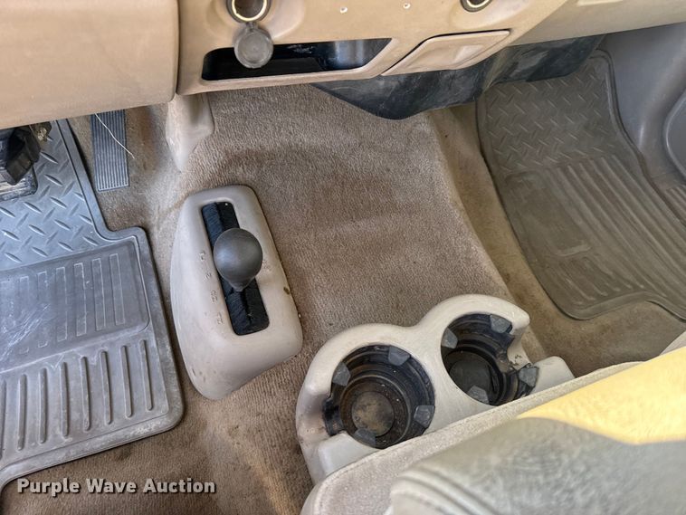 image for item DZ5325 2006 Chevrolet Silverado 2500HD Crew Cab pickup truck