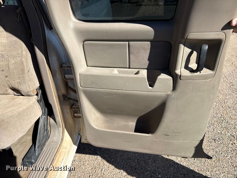 image for item DZ5325 2006 Chevrolet Silverado 2500HD Crew Cab pickup truck