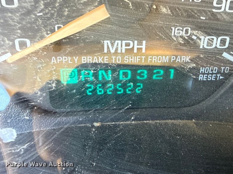 image for item DZ5327 2003 Chevrolet Silverado 2500HD Ext. Cab pickup truck