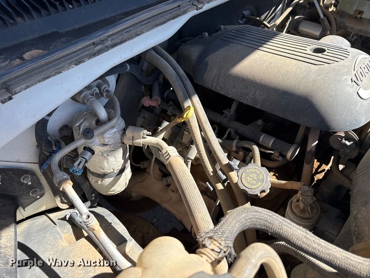 image for item DZ5327 2003 Chevrolet Silverado 2500HD Ext. Cab pickup truck