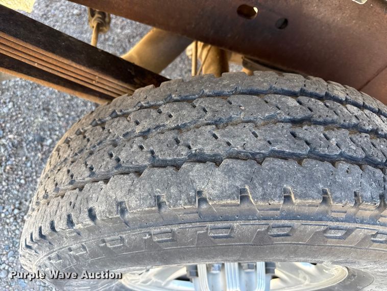 image for item DZ5327 2003 Chevrolet Silverado 2500HD Ext. Cab pickup truck