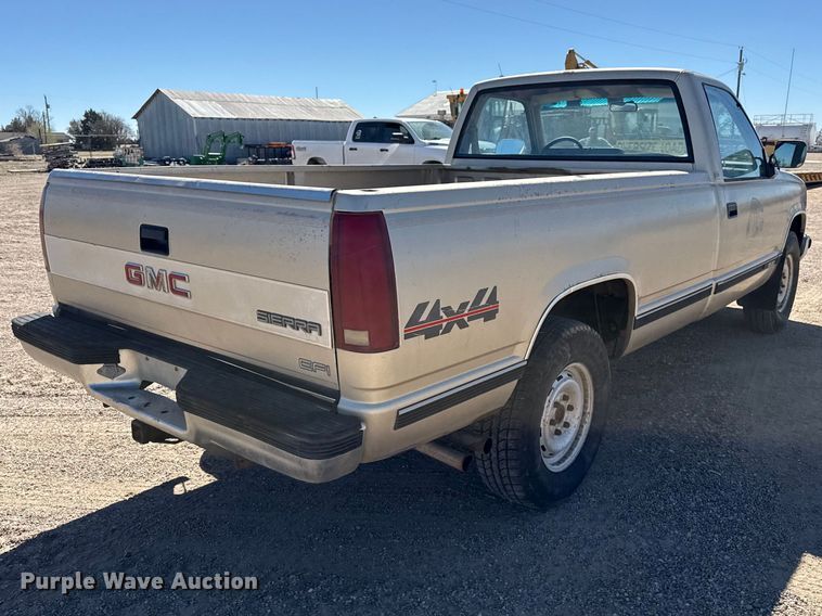 image for item DZ5328 1989 GMC Sierra C1500 pickup truck
