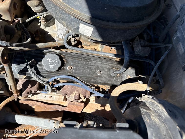image for item DZ5328 1989 GMC Sierra C1500 pickup truck