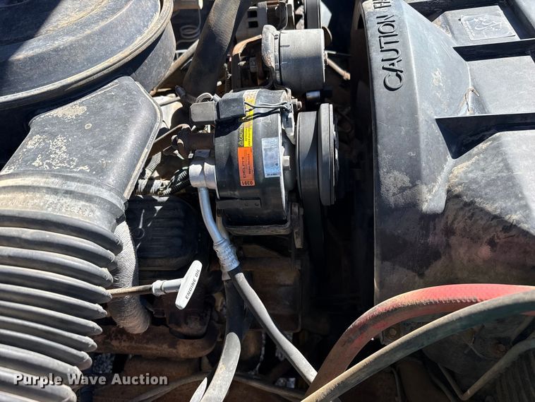 image for item DZ5328 1989 GMC Sierra C1500 pickup truck