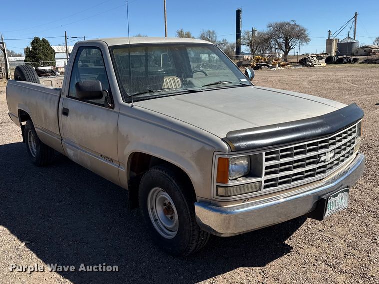 image for item DZ5329 1988 Chevrolet C1500 pickup truck
