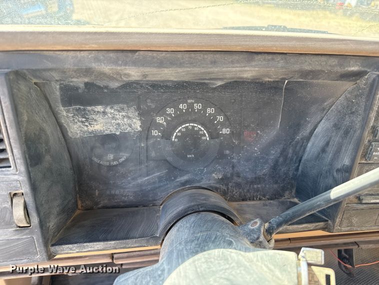 image for item DZ5329 1988 Chevrolet C1500 pickup truck