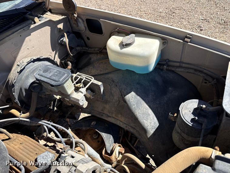 image for item DZ5329 1988 Chevrolet C1500 pickup truck