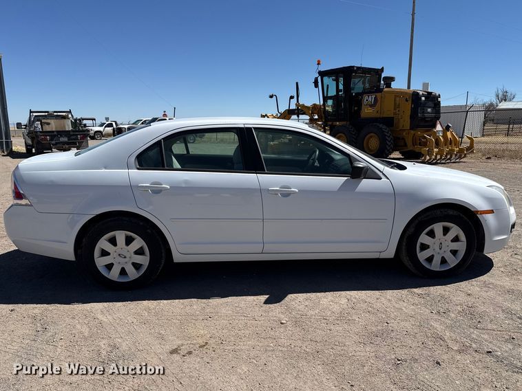 image for item DZ5330 2007 Ford Fusion 