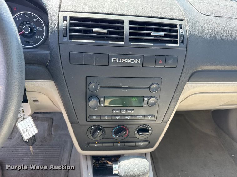 image for item DZ5330 2007 Ford Fusion 