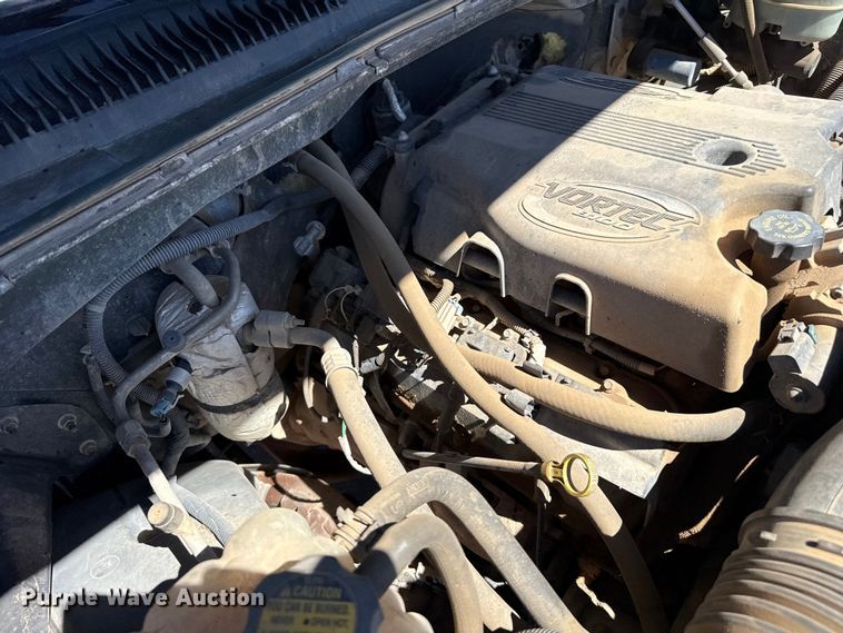 image for item DZ5331 2001 Chevrolet Silverado 2500HD Ext. Cab pickup truck