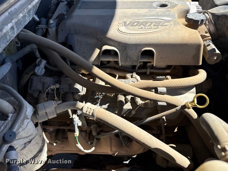 image for item DZ5331 2001 Chevrolet Silverado 2500HD Ext. Cab pickup truck