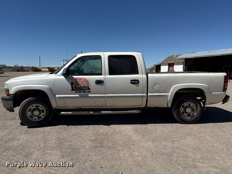 image for item DZ5333 2002 Chevrolet Silverado 1500 Crew Cab pickup truck