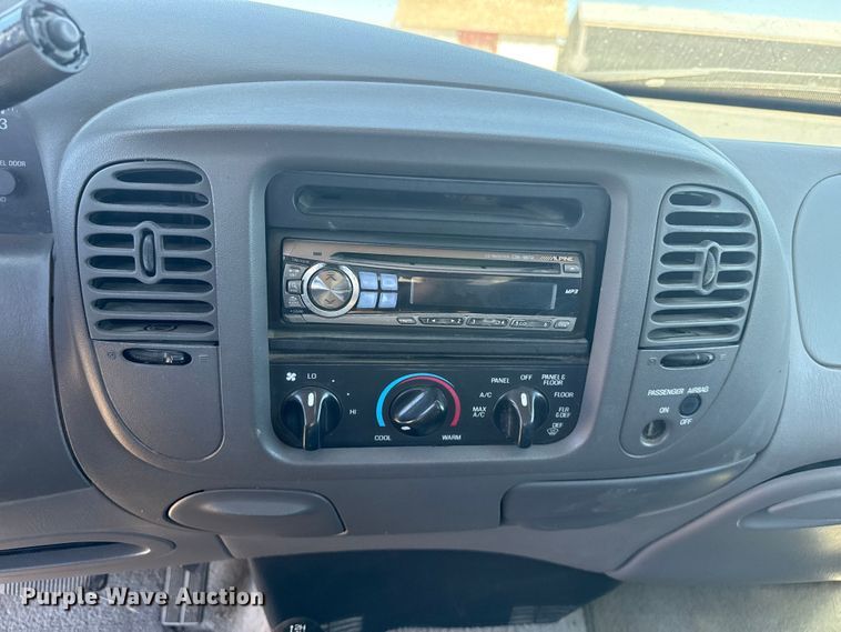 image for item DZ5336 1997 Ford F150 Ext. Cab pickup truck
