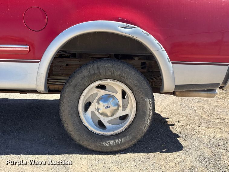 image for item DZ5336 1997 Ford F150 Ext. Cab pickup truck