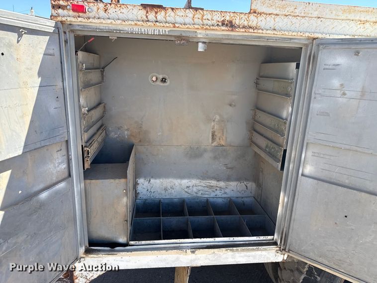 image for item DZ5337 1991 GMC TopKick C6500 forestry bucket truck