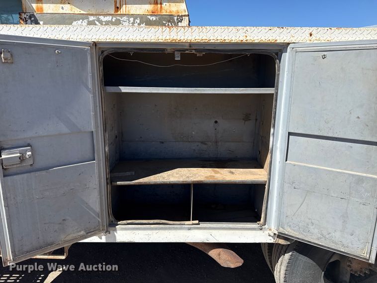 image for item DZ5337 1991 GMC TopKick C6500 forestry bucket truck